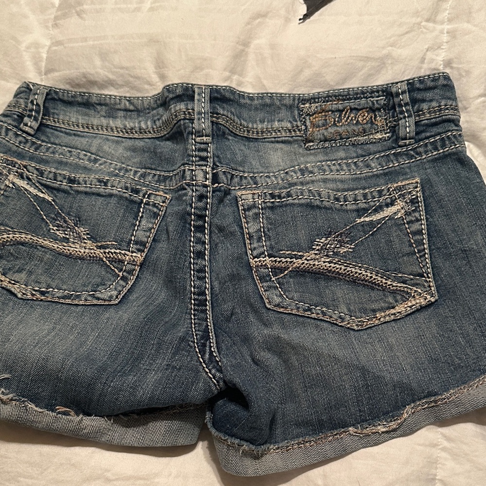Silver Jeans Women's Classic Blue Jean Shorts